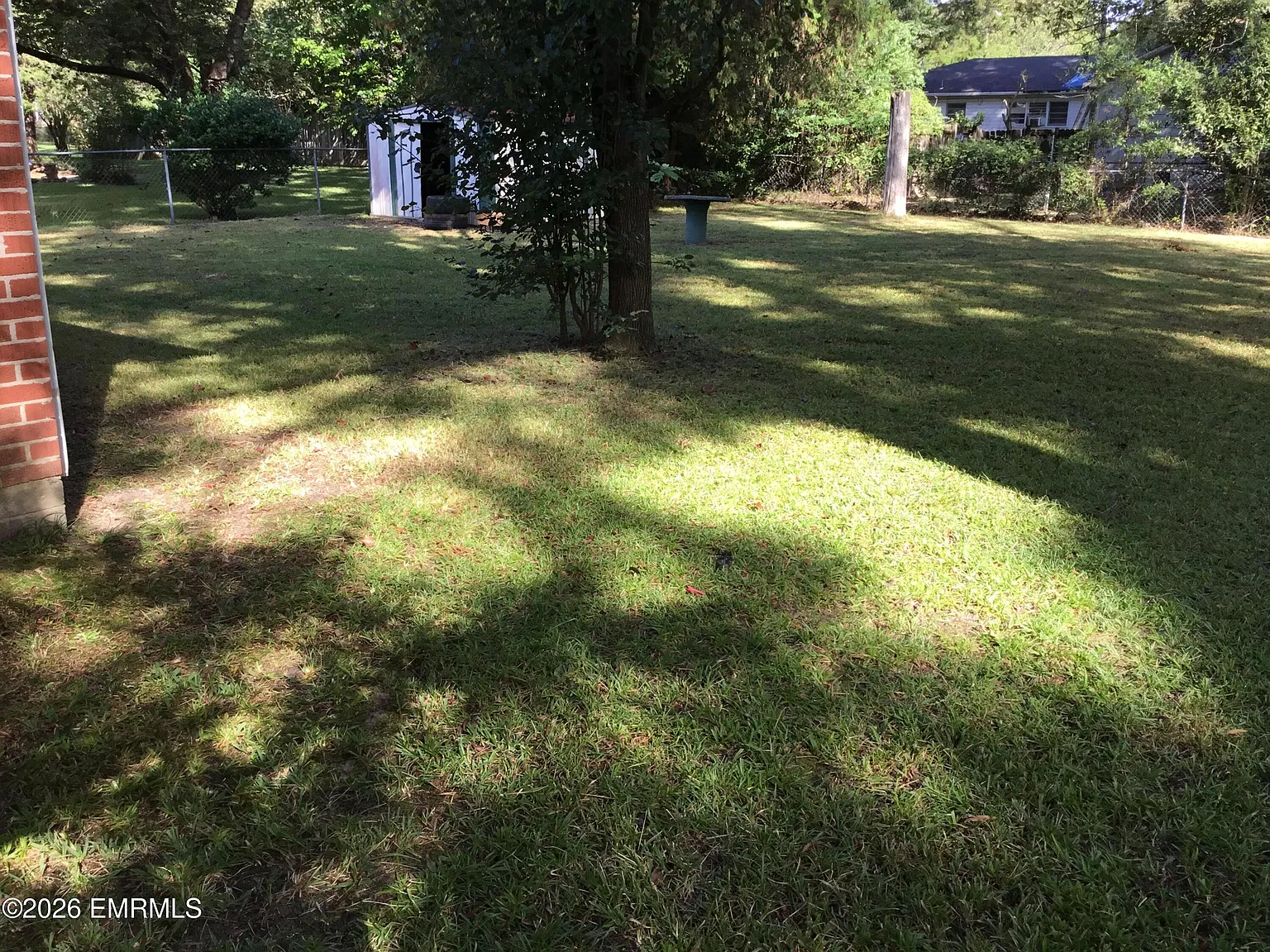3 bed, 1.0 bath, 1076 sqft, $1,075 — Photo 4