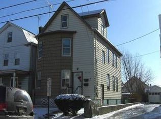 48 Commerce St, Garfield, NJ 07026