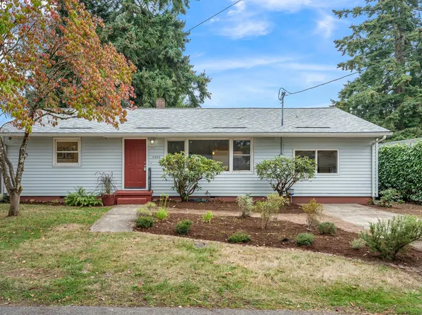 11552 SE Hawthorne St, Portland, OR 97216