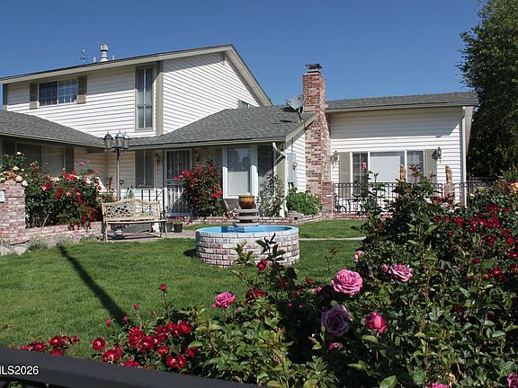 2nd image of 2207 Howard Dr