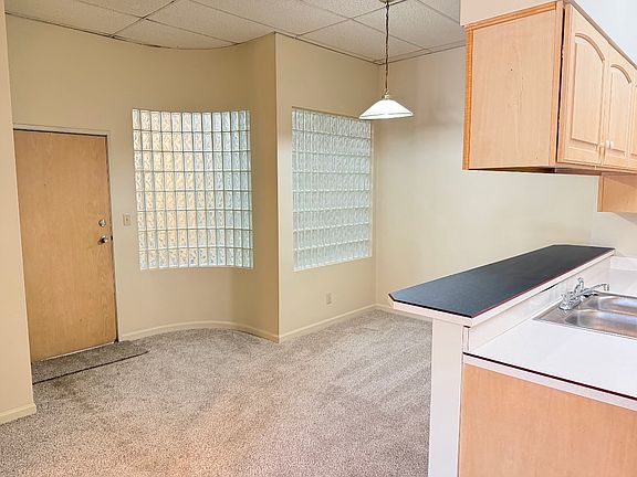 3rd image of 9124 W Smith St APT 201