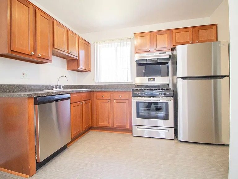 Meadowood Townhomes — Photo 30