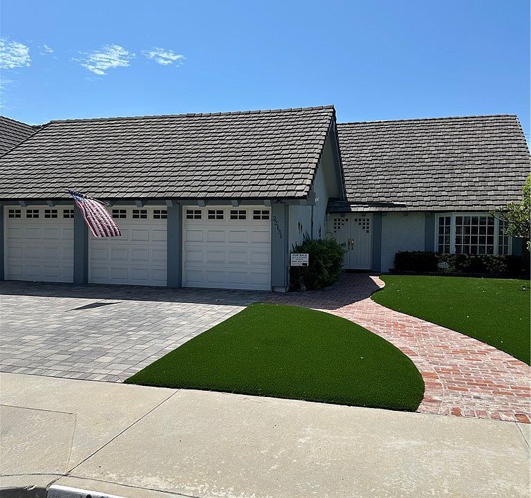 2nd image of 22131 Wood Island Ln