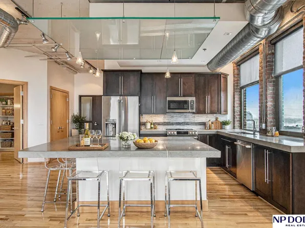 902 Dodge St APT 501, Omaha, NE 68102