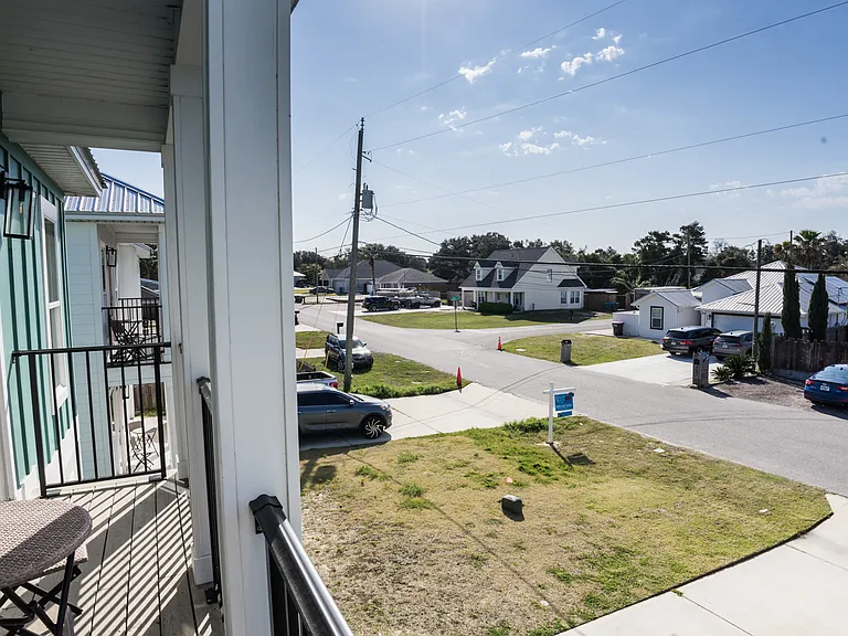22524 Lakeview Dr — Photo 61