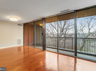 4 S Van Dorn St APT 602, Alexandria, VA 22304