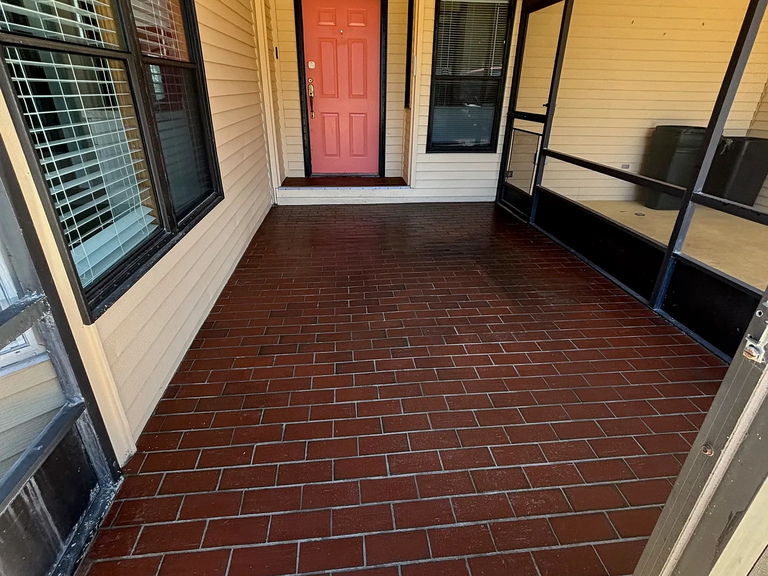 2 bed, 1850 sqft, $1,950 — Photo 4