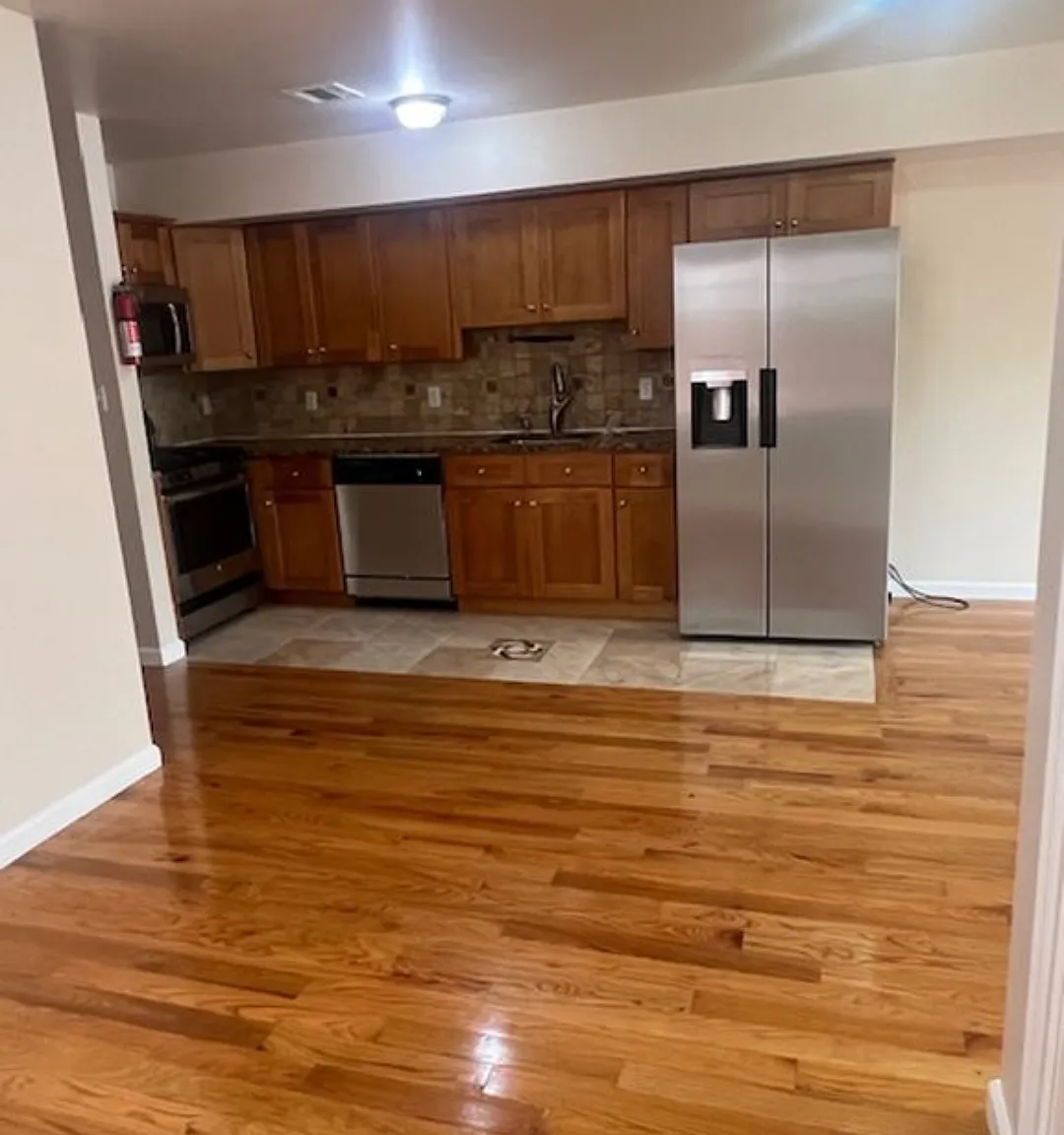18 Martin Luther King Dr — Photo 3