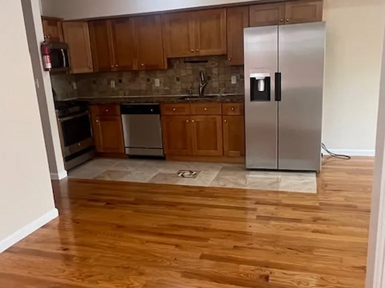 18 Martin Luther King Dr — Photo 3