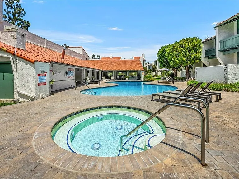 4930 McConnell Ave — Photo 23