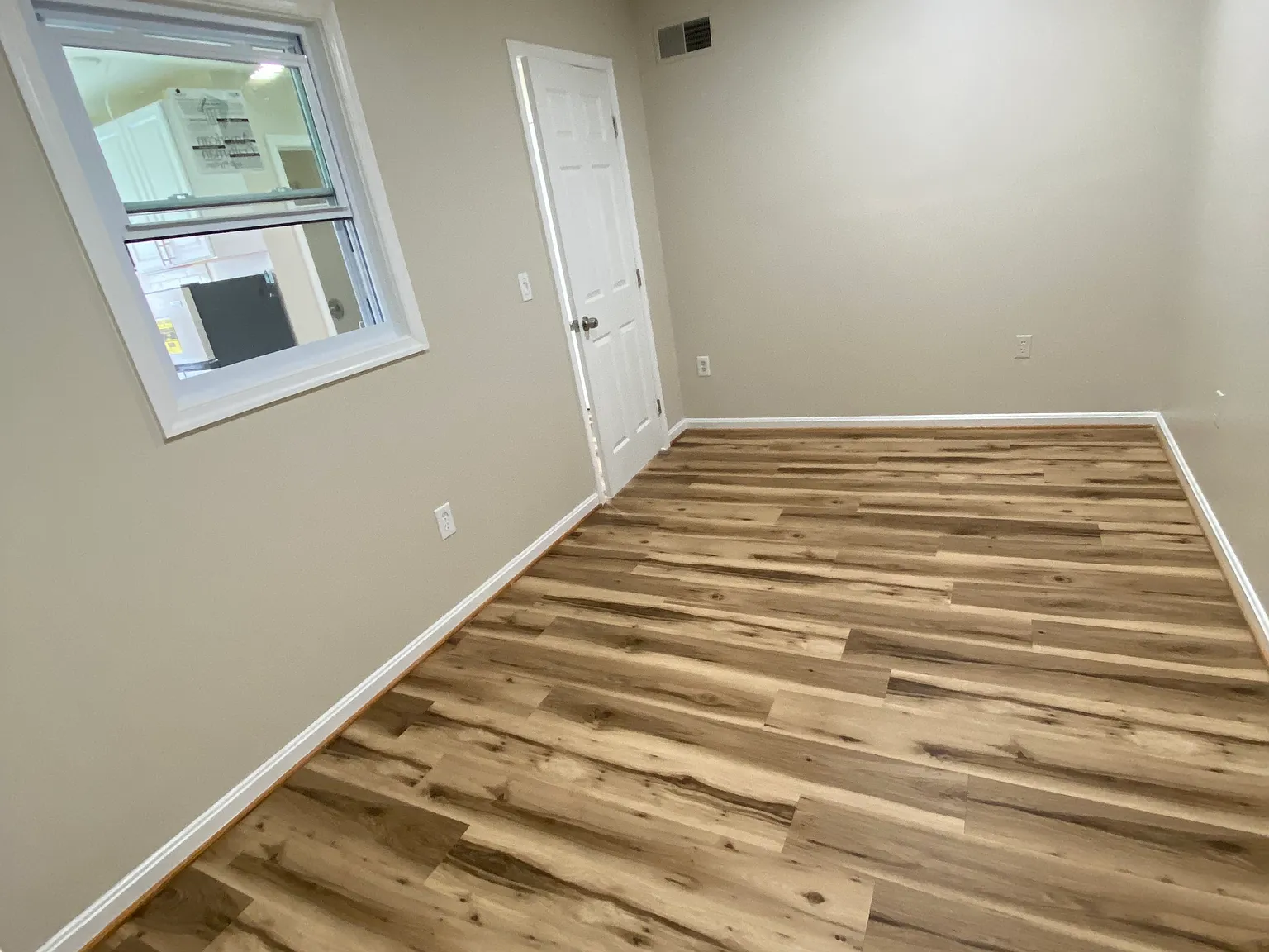 1 bed, 2062 sqft, $1,500 — Photo 4
