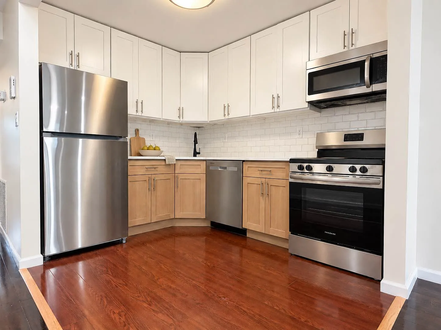 1485 Prospect Place — Photo 3