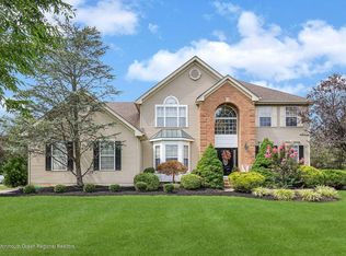 148 Spotted Oak Dr, Freehold, NJ 07728