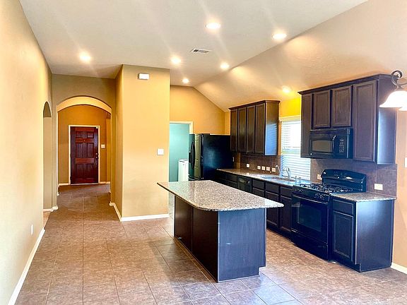 4th image of 7707 Quiet Trace Ln