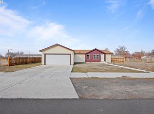 145 Charity Loop, Irrigon, OR 97844