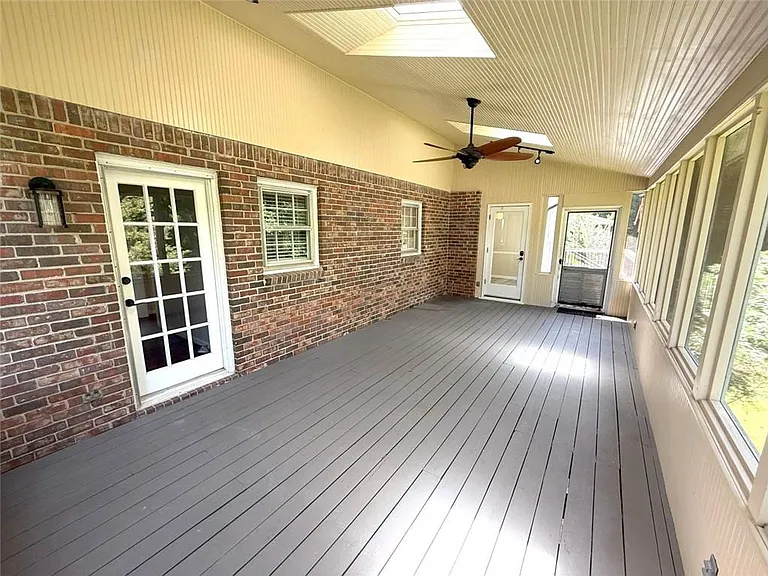 1150 Falstaff Dr — Photo 36