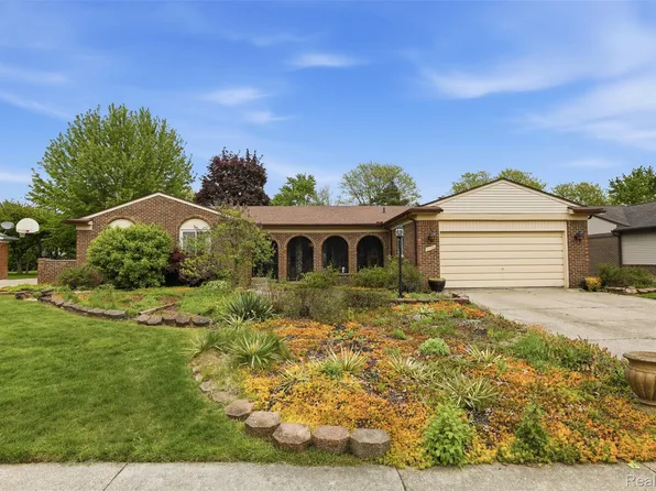 11136 Bellwood Dr, Plymouth, MI 48170