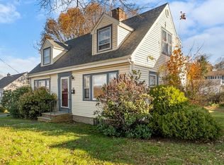 46 Sutton St, Peabody, MA 01960