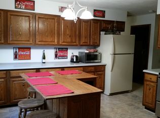 324 New Salem Dr, Canton, IL 61520