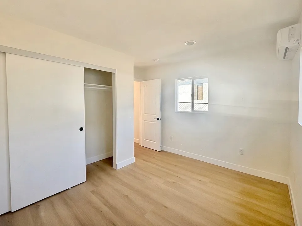 410 E Cherry Ave #1