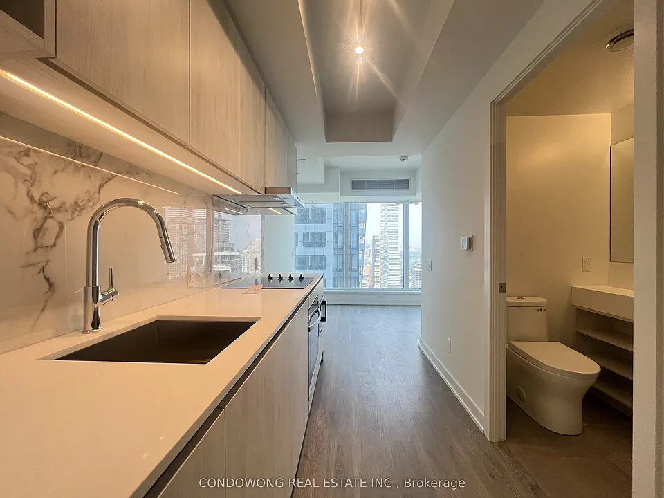 8 Wellesley St W #4508
