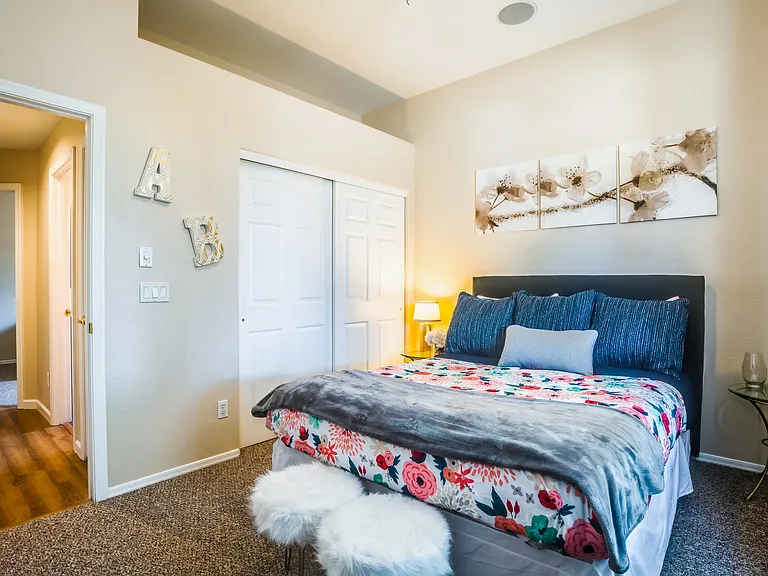 3078 W Desert Bird Ct — Photo 14