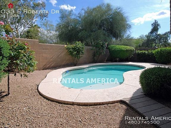 3rd image of 5033 E Roberta Dr