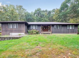 188 Bungay Rd, Seymour, CT 06483