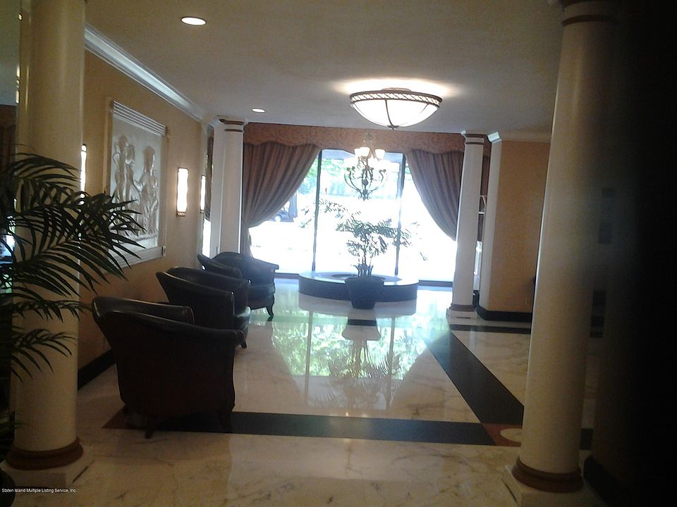 2nd image of 1100 Clove Rd APT 9F