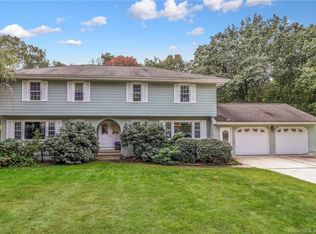 23 Blackberry Rd, Trumbull, CT 06611