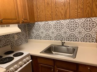 197 W Court St #1, Marion, NC 28752