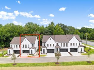 6318 Providence Rd, Charlotte, NC 28226