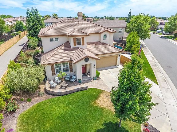 4th image of 1347 Jorgenson Dr