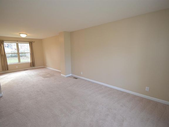 2nd image of 1265 Black Oak Dr