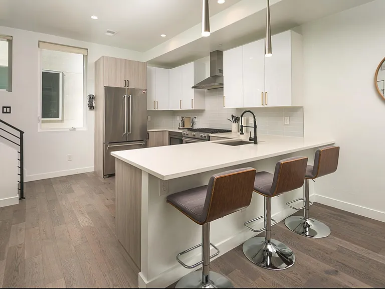 1616 N Irving St #44 — Photo 3