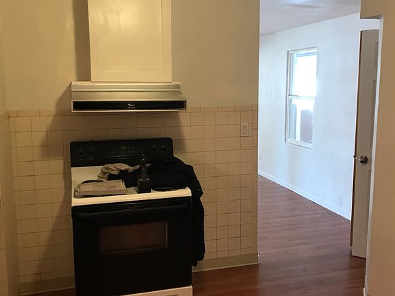3rd image of 6004 N Braeburn Dr