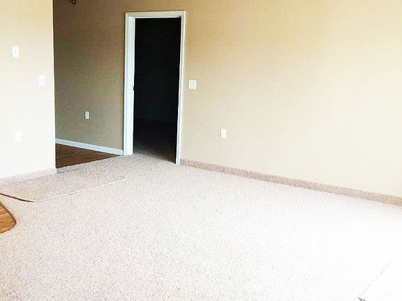 5th image of 101 1st Ave NW #309