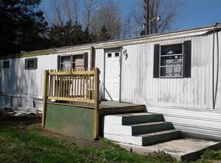 5582 Burns Rd, Medina, NY 14103