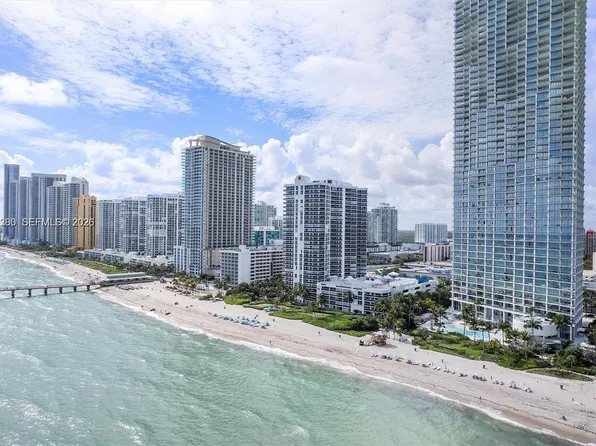 250 180th Dr APT 158, Sunny Isles Beach, FL 33160