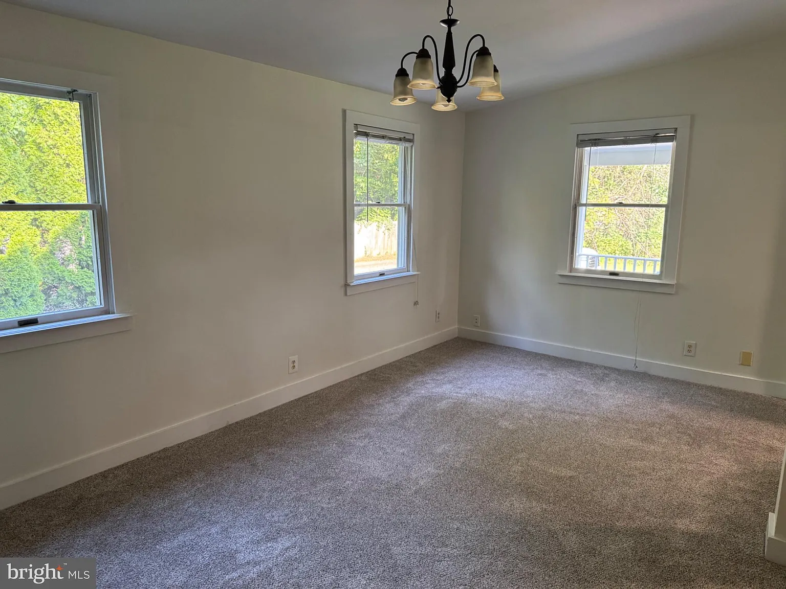 2 bed, 1.5 bath, 1334 sqft, $2,500 — Photo 4