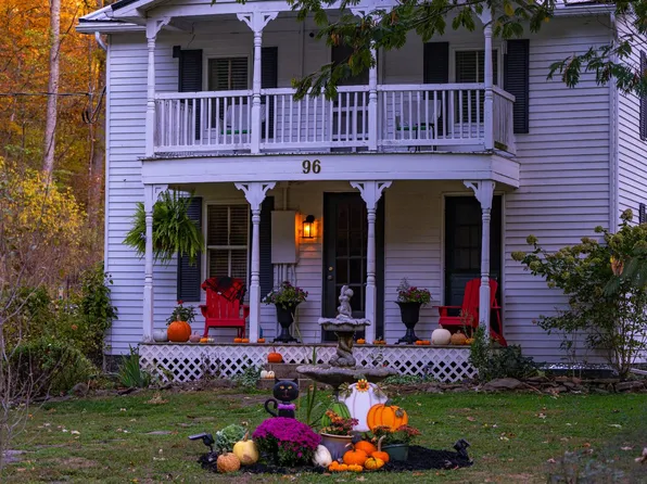 96 Bone Creek Rd, Berea, WV 26327