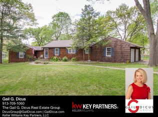 6327 Robin Hood Dr, Merriam, KS 66203