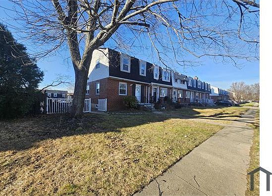 2nd image of 6140 Radecke Ave