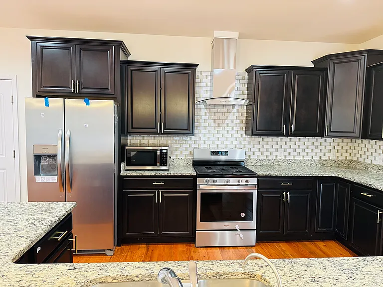 557 W Birdie Ln — Photo 6