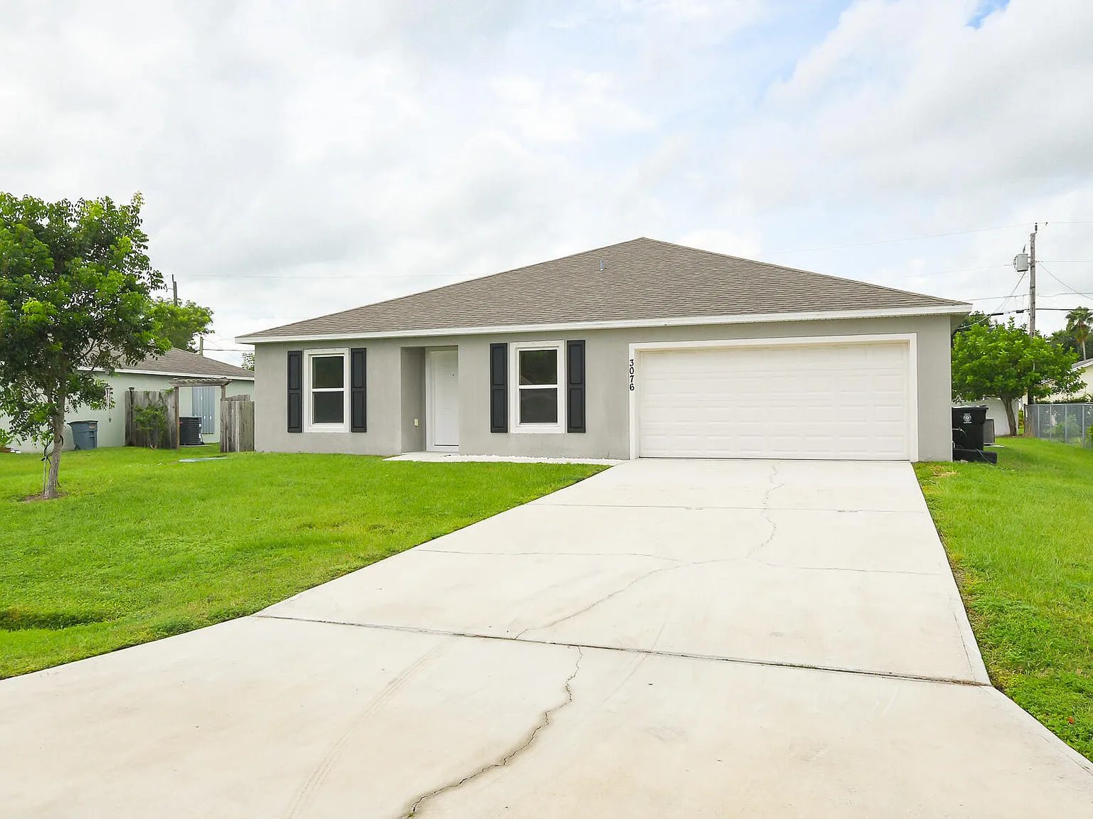 3 bed, 2.0 bath, 1796 sqft, $2,600 — Photo 4