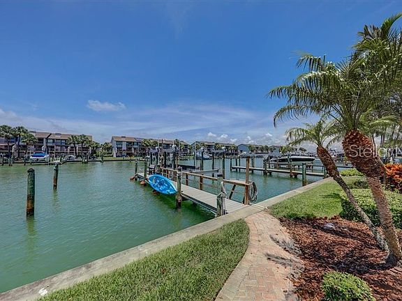 4th image of 158 Sand Key Estates Dr