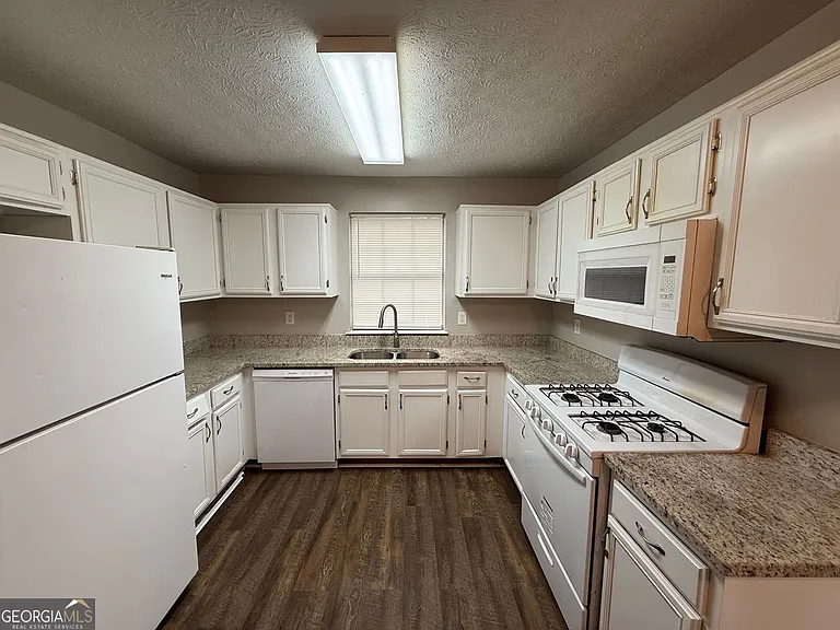 10375 Larrack Ct — Photo 4