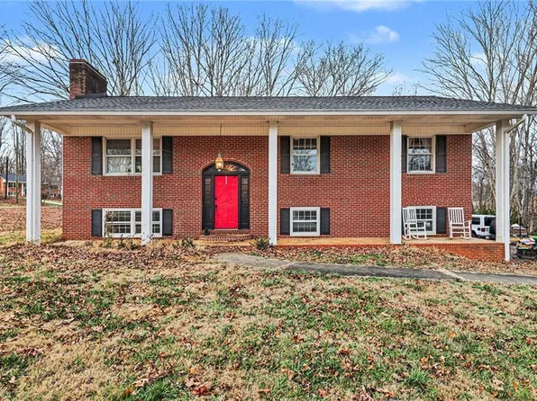 436 White Rd, King, NC 27021