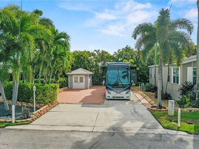 5551 Brightwood DR, Fort Myers, FL, 33905
