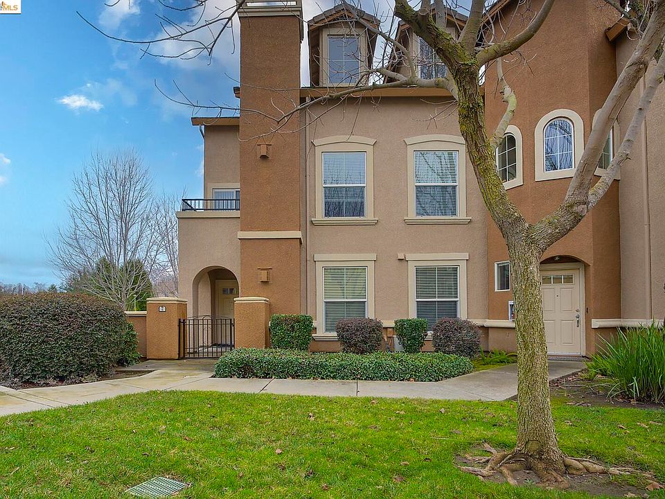1st image of 2475 Genova St Unit 6